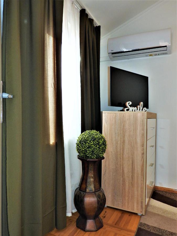 Lena Apartman - Eger Exterior foto